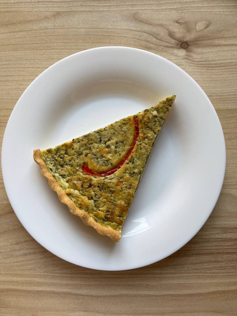 Кіш з бринзою та шпинатом