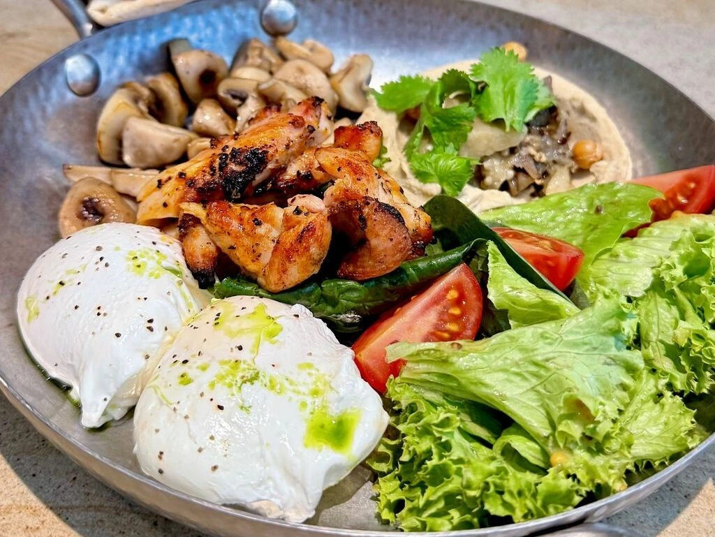 Пашот з куркою та хумусом — LeyLek