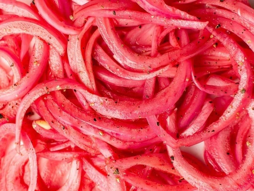 Цибуля маринована