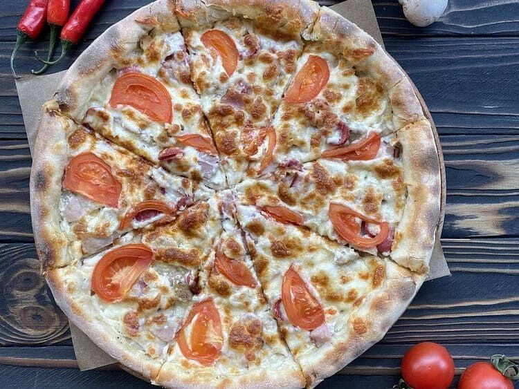Супер мʼясна — Street pizza - Козацька 1