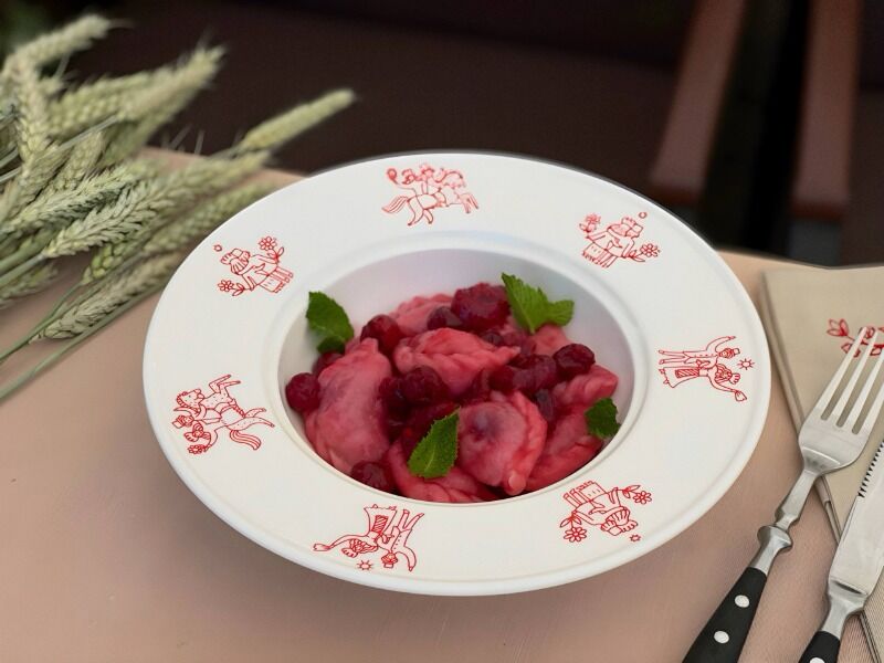 З вишнею (можливе попадання кісточки) — Вареничная Балувана Галя