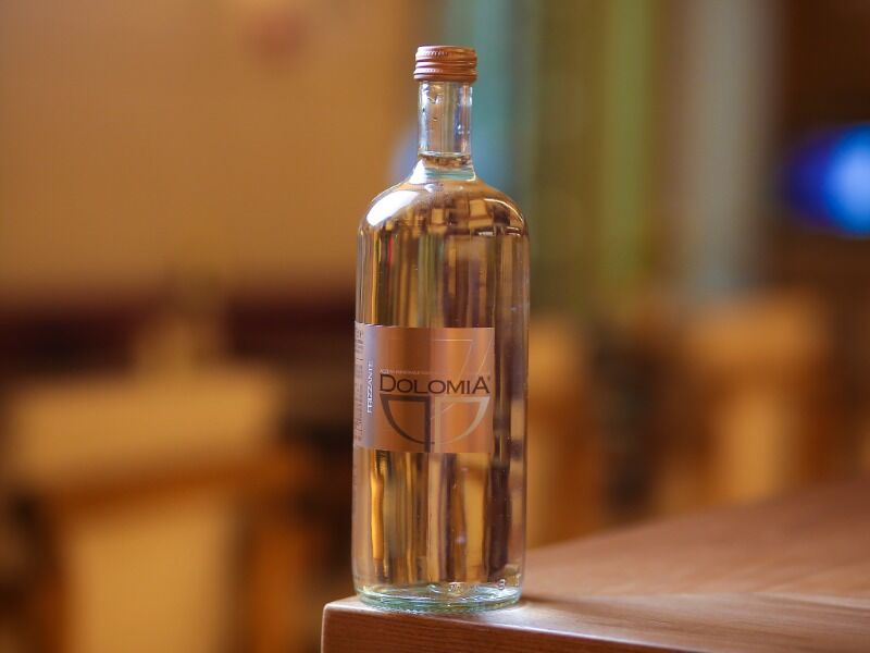 Вода Dolomia Exclusive Frizzante газована — Restaurant 1909