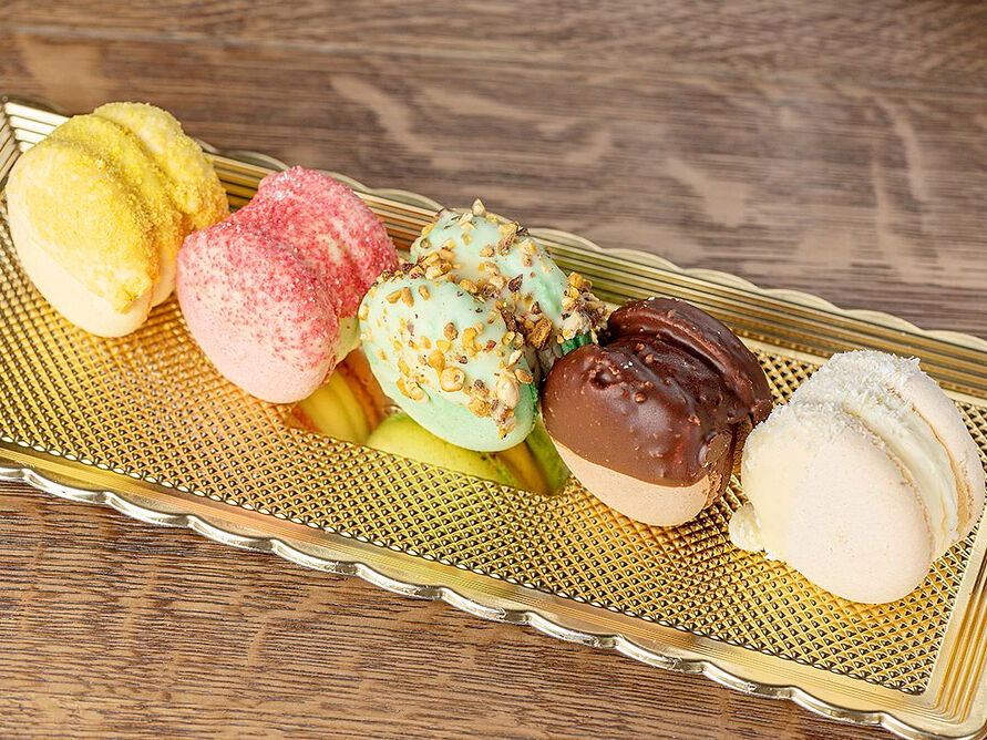Macaron — Foodwiners