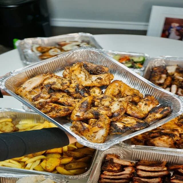 Крильця гострі — Mangal market