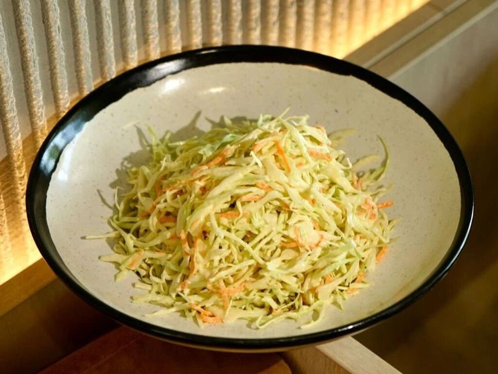 Коул Слоу — Street pizza - Козацька 1